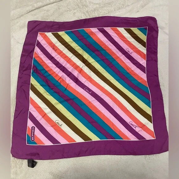 ⭐️ Coach scarf - Picture 3 of 3